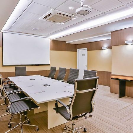 Transamerica Collection Гояния Экстерьер фото A meeting room