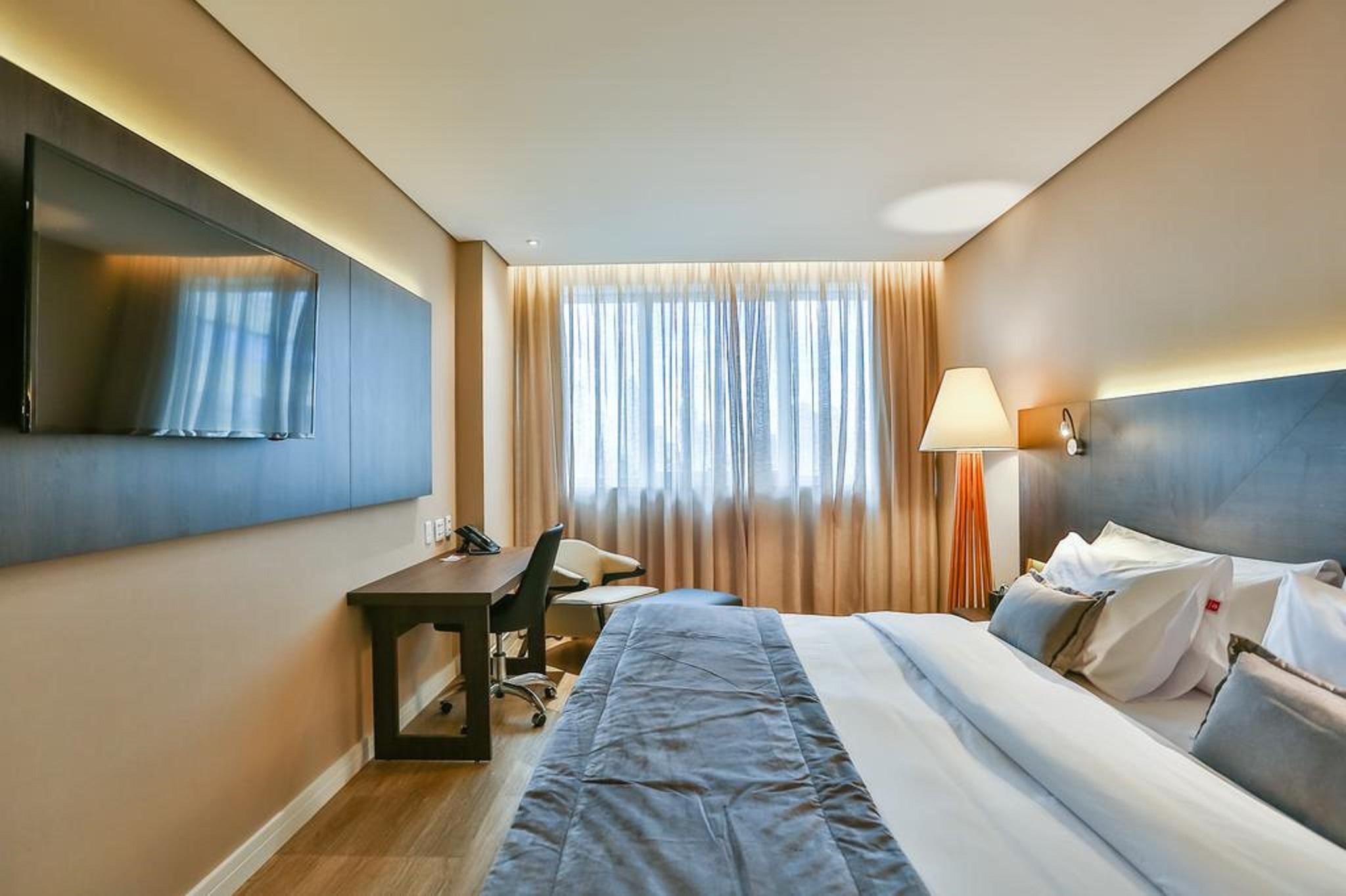Transamerica Collection Гояния Экстерьер фото A room at the hotel