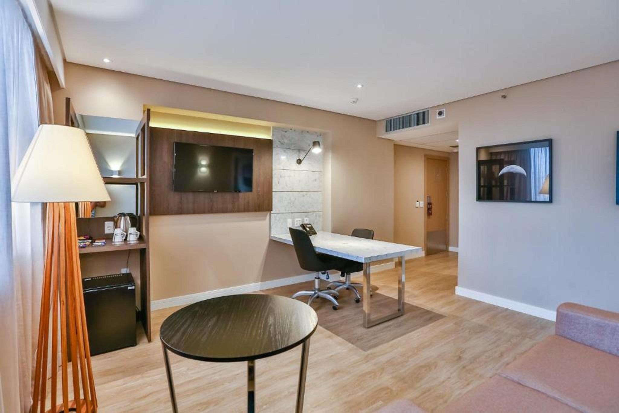 Transamerica Collection Гояния Экстерьер фото A room at the hotel