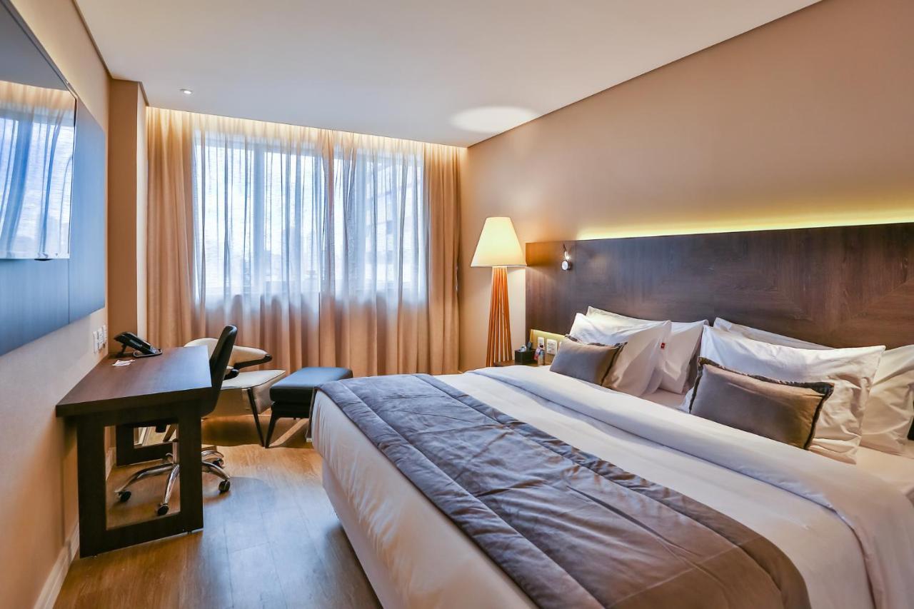Transamerica Collection Гояния Экстерьер фото A room at the hotel